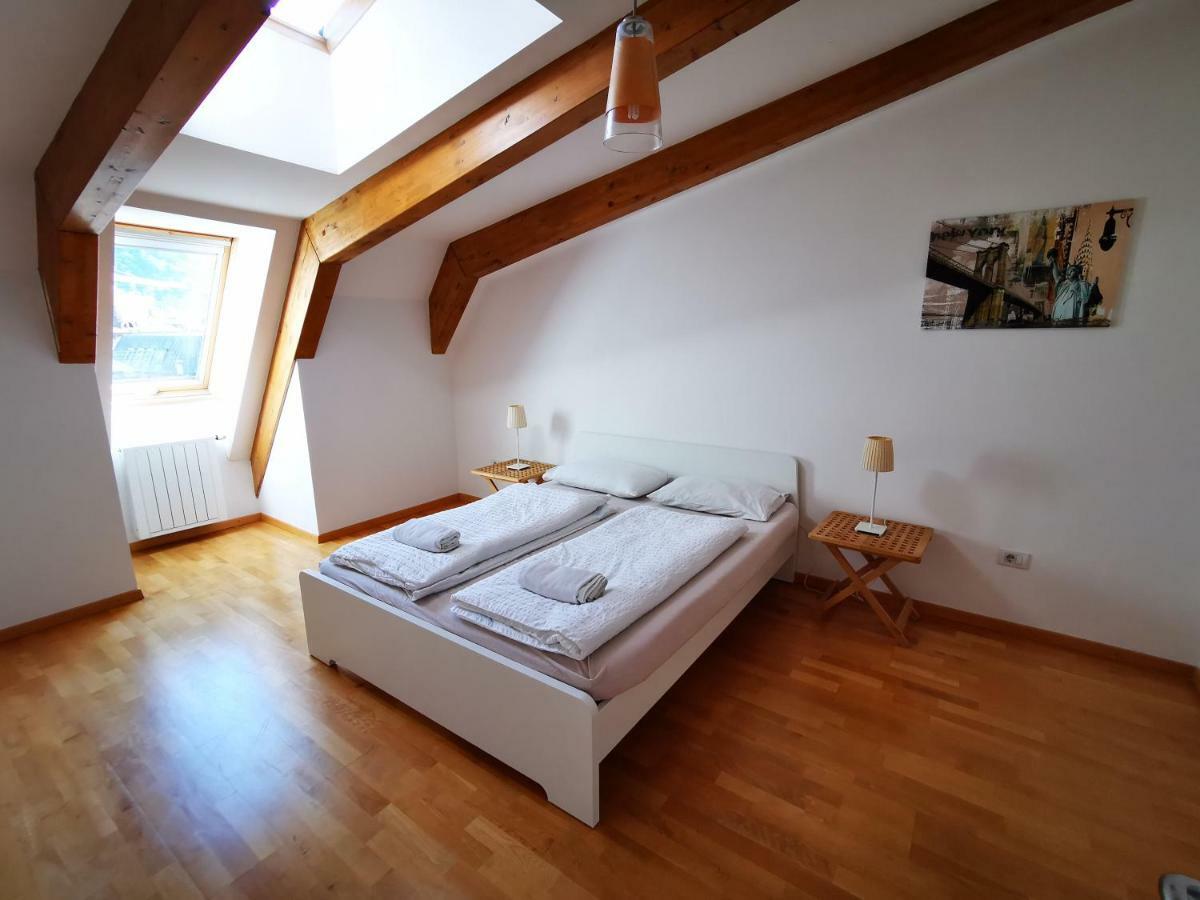 Apartment Central Walther Square